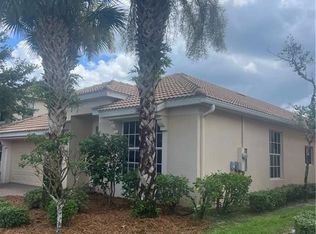 2022 Fairmont Ln, Naples, FL 34120