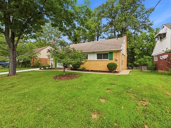 3rd image of 8785 Mockingbird Ln