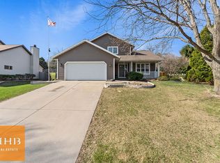 206 N High Point Rd, Madison, WI 53717