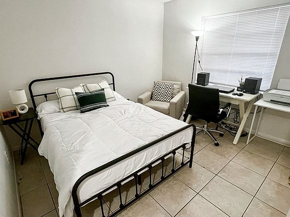 5th image of 516 516/518 Camino Ct #518