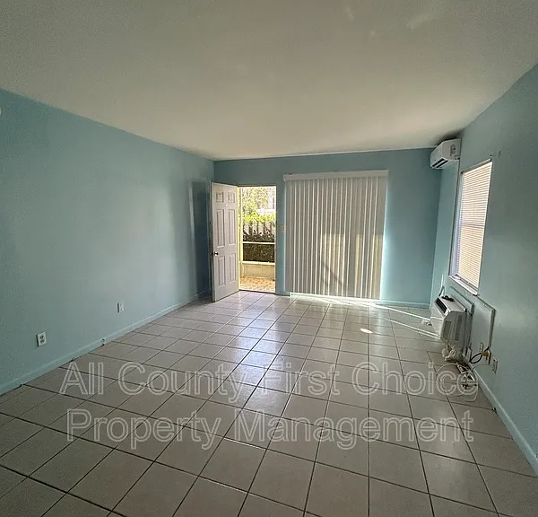 5364 4th St N #211 — Photo 4