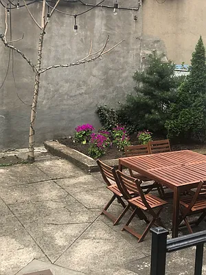 Rented by Dream Space Realty | media 12