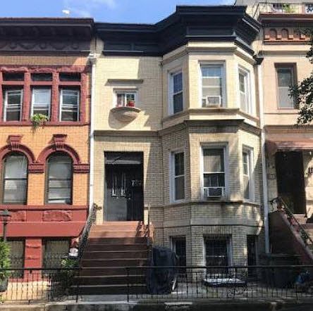 1st image of 833 Lincoln Pl