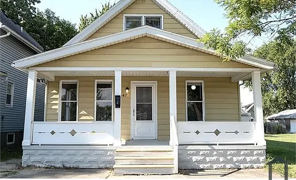 1247 Moore St — Photo 30