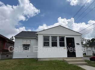 3225 Oliver St, Fort Wayne, IN 46806