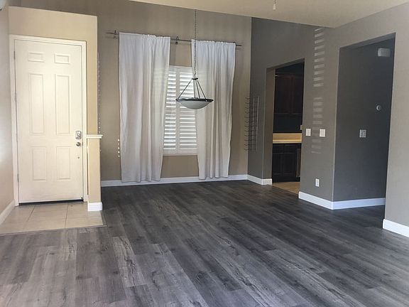 2nd image of 876 Graphite Ln