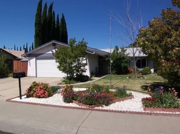 82 Del Vista Cir, Sacramento, CA 95823
