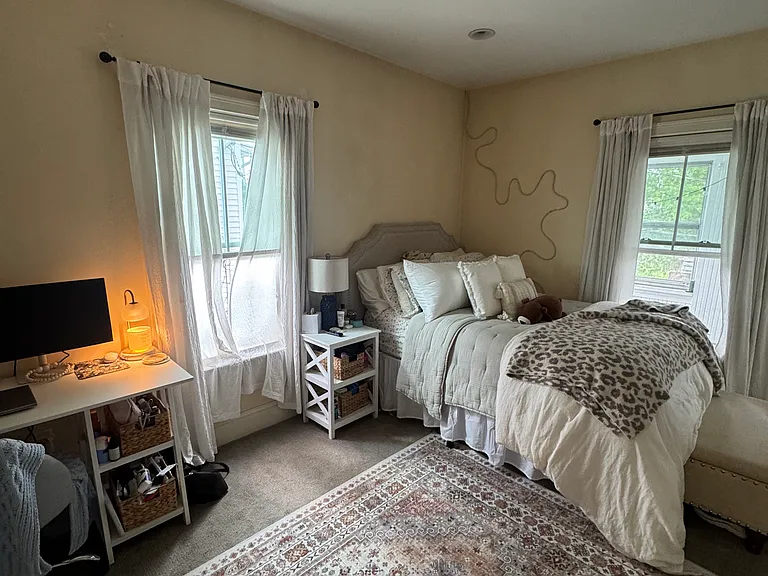 25 Lothrop St #1 — Photo 5