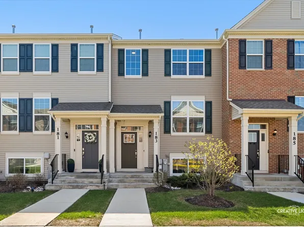 183 Lakeshore Dr, Oswego, IL 60543