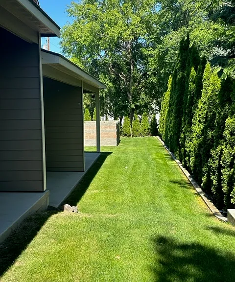 703 Symons St — Photo 23