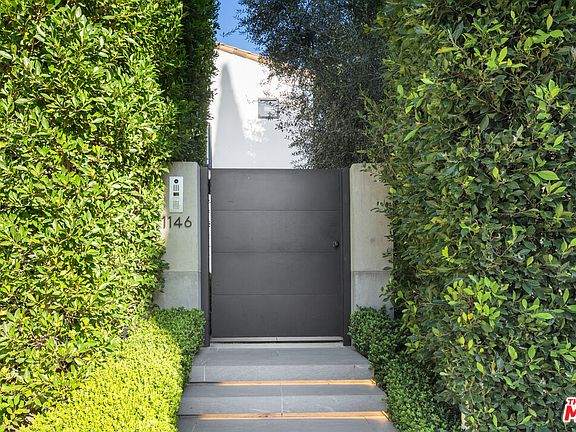 5th image of 1146 Sierra Alta Way