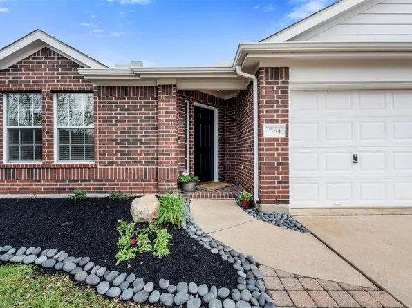 17914 Platinum Springs Dr, Tomball, TX 77375