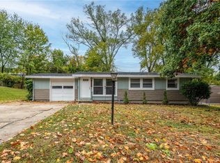 5708 N Woodland Ave, Kansas City, MO 64118