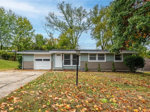 5708 N Woodland Ave, Kansas City, MO 64118