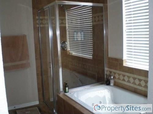 4th image of 13458 Emerald Terrace Dr