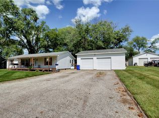 750 N 34th St, Decatur, IL 62521