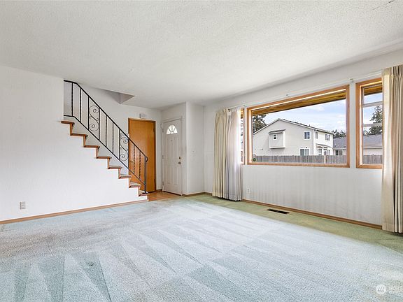 5th image of 14012 10th Avenue S