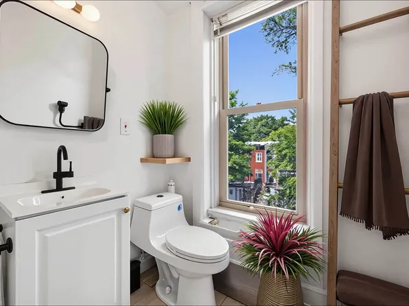 571 Mac Donough Street image 23 of 29