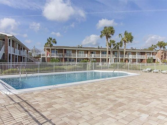 3rd image of 83 Comares Ave #7B-D18