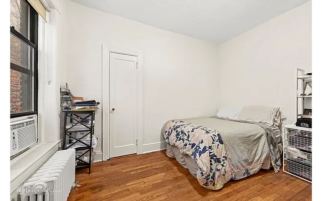 Rented by Douglas Elliman | media 15