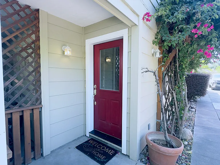 4835 P St #B — Photo 7