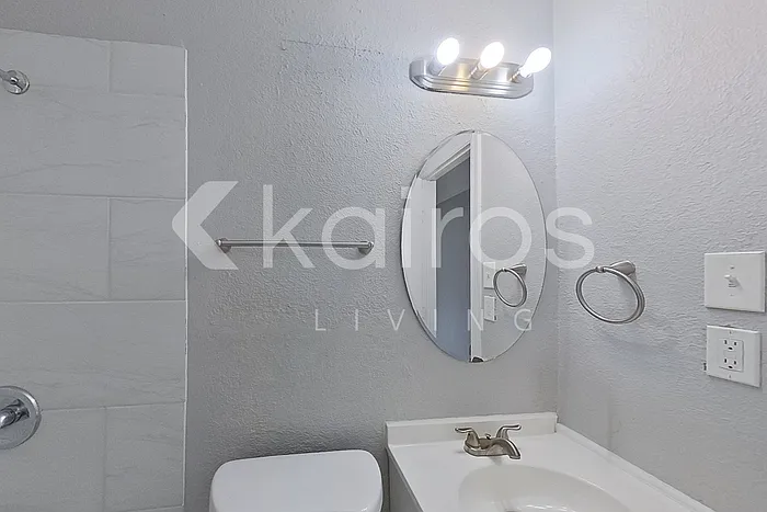 1604 Norman St — Photo 16