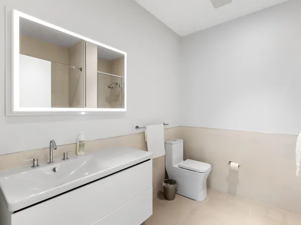 236 East 15th Street image 18 of 31