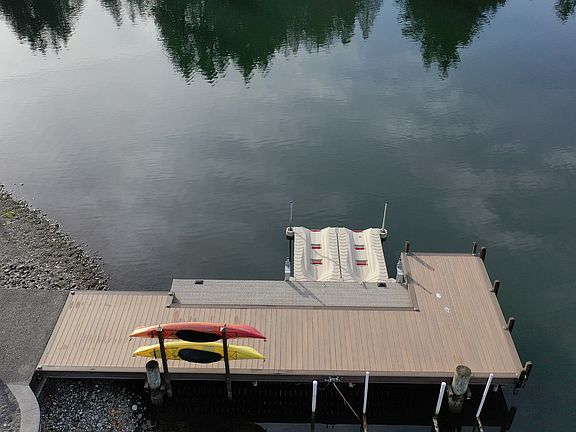 2nd image of 11420 Gravelly Lake Dr SW