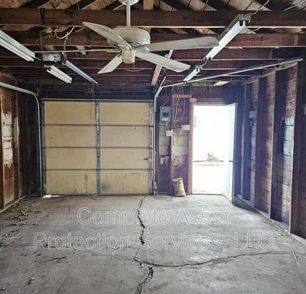 7209 Catherine St — Photo 19