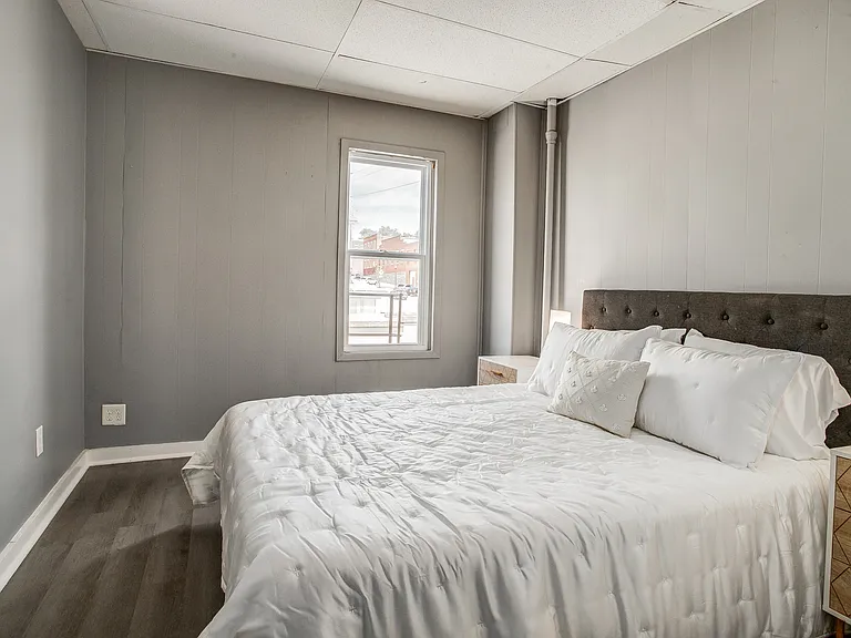 430 N 5th St #2 — Photo 10