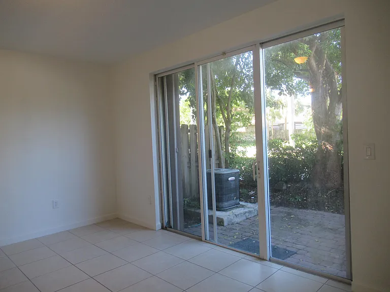 9247 SW 227th St #STREET45171 — Photo 4