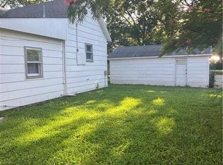 607 E 6th St, Pleasanton, KS 66075