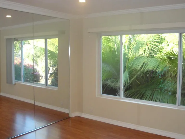 3615 Greenfield Ave #4 — Photo 24