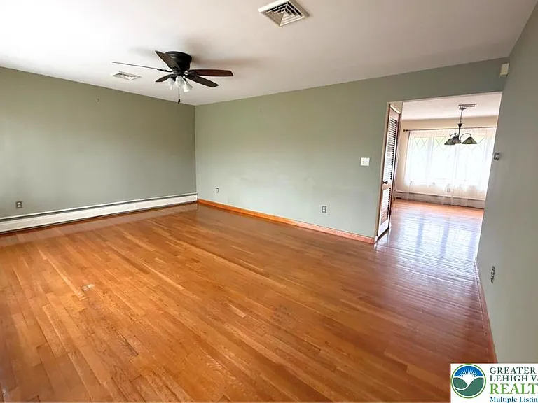 510 Zucksville Rd — Photo 3
