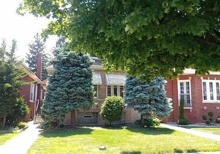 1st image of 1045 W 92nd Pl