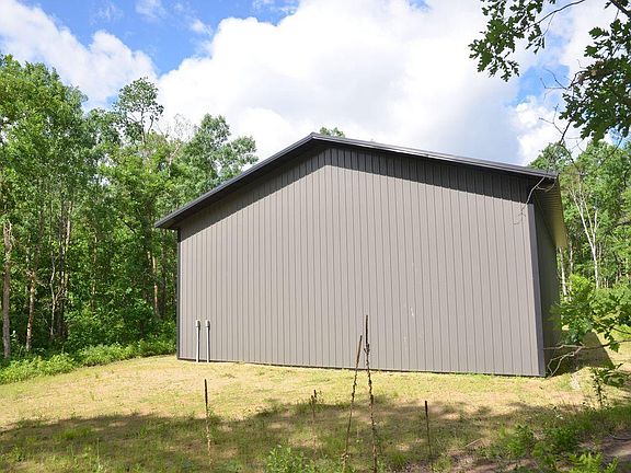 4th image of 21606 Elmwood Cir