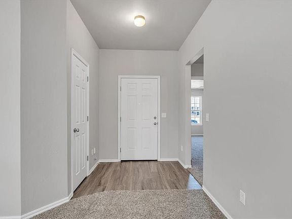 4th image of 1690 Bradford Pl