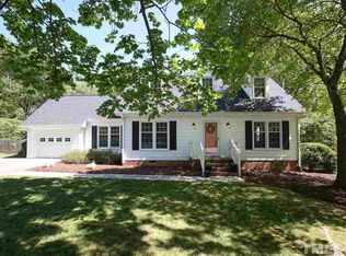 1409 Ravenhurst Dr, Raleigh, NC 27615