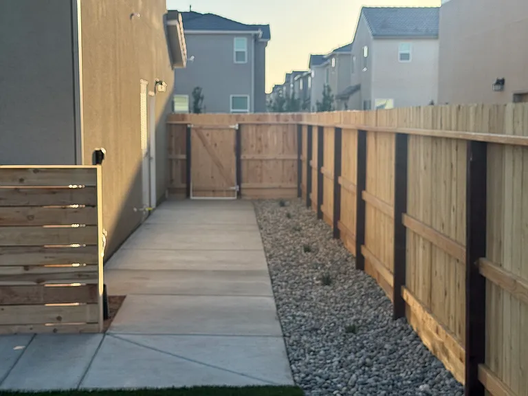 2047 N Wagon Ln — Photo 15