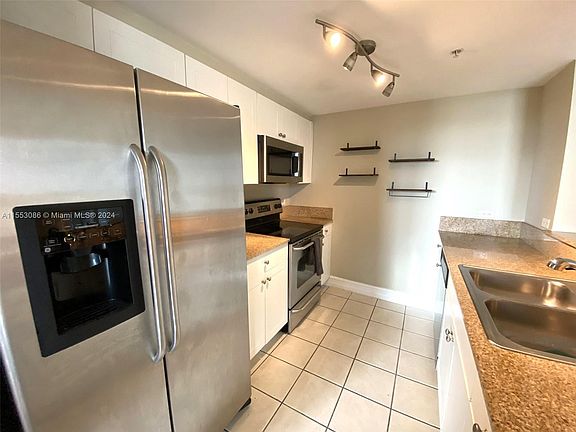 5th image of 117 NW 42nd Ave APT 612