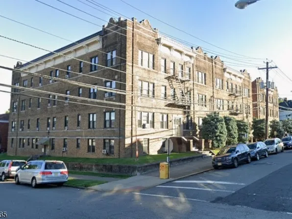 37 High St #7, Passaic, NJ 07055