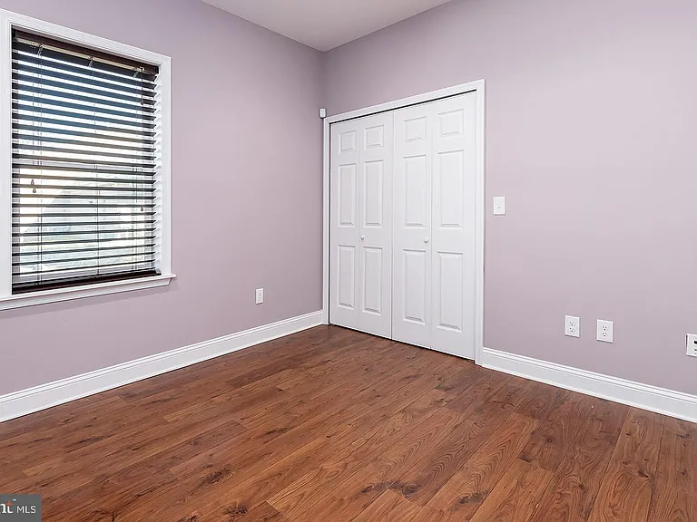 120 Grove St — Photo 15
