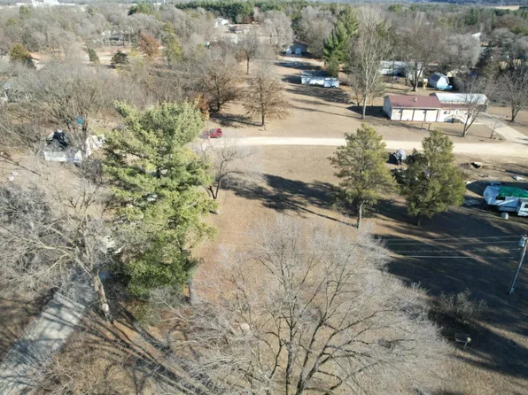 Nhn E Jefferson, Muscoda, WI 53573