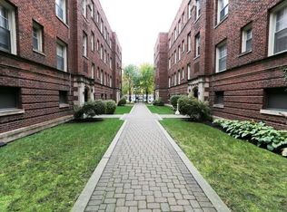 3265 W Wrightwood Ave #W3, Chicago, IL 60647