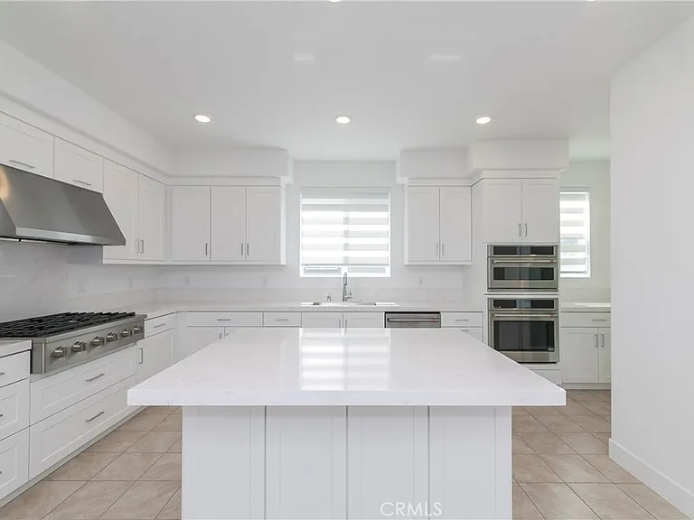 1809 Lychee St — Photo 3