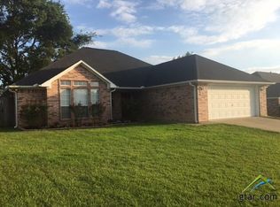 230 Hillside Cir, Lindale, TX 75771