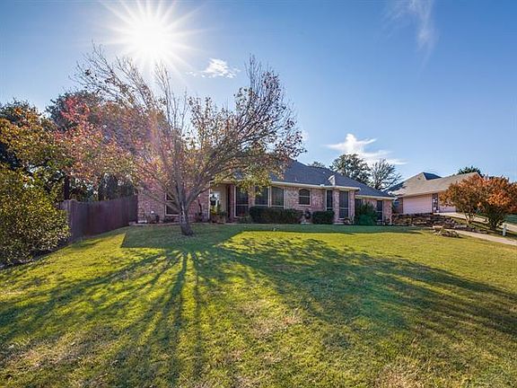 4th image of 101 Woodrun Ct