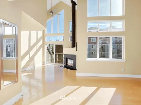 231 Belmont Ave E Unit 401, Seattle, WA 98102