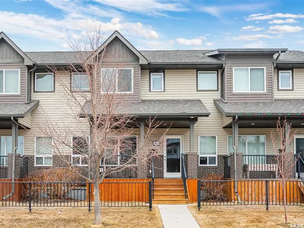 1036 Willowgrove CRESCENT, Saskatoon, SK S7W 0H7