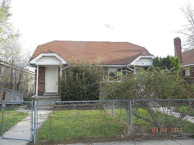 1st image of 208 E Edith Ave